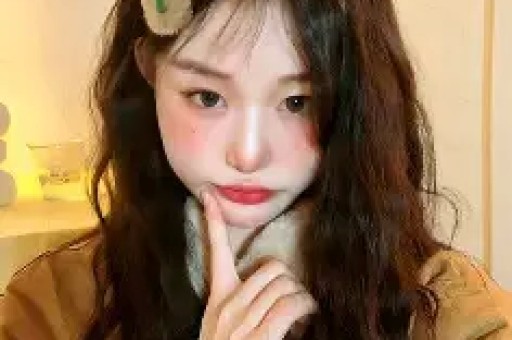 陪玩陪睡仅是皮毛！继手伸进裤子后又一女星自曝55岁都不放过